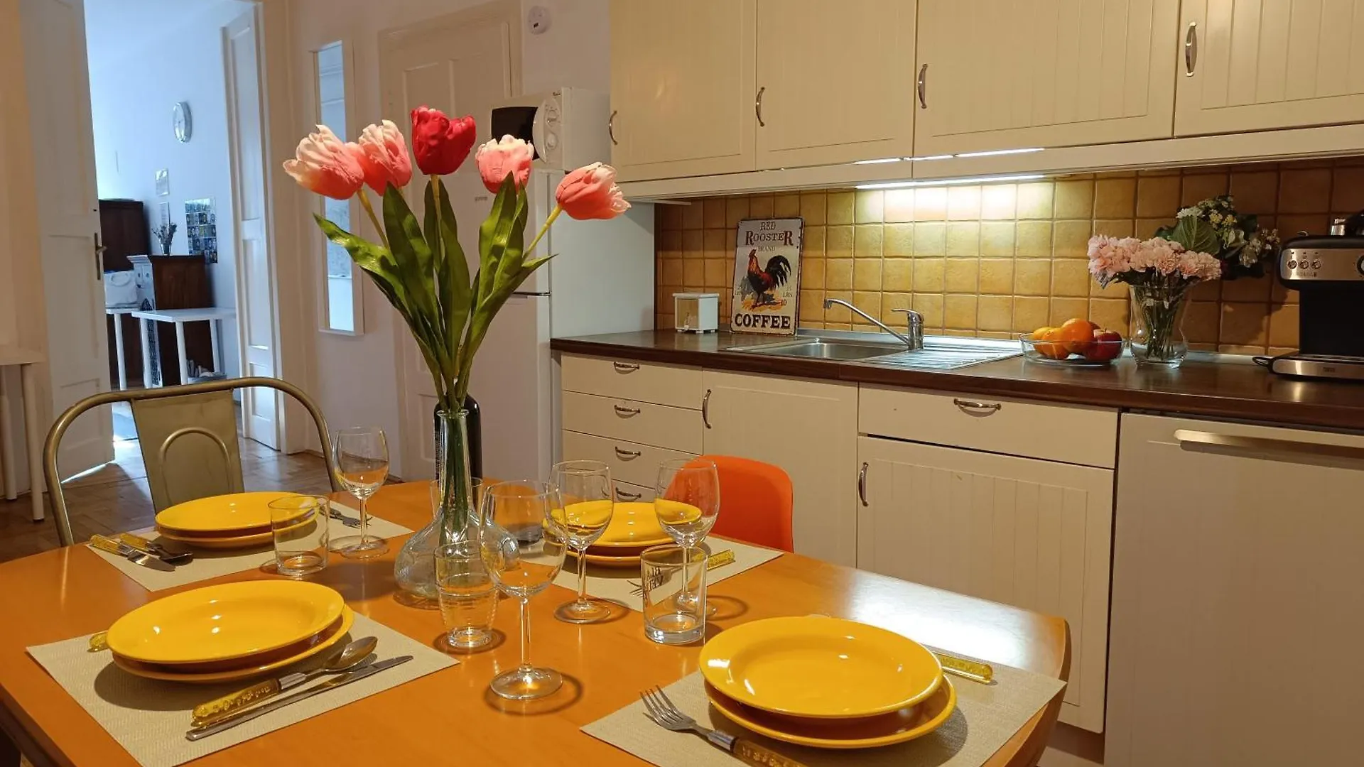 Bp Soho Buddha Apartment Budapest Hungary